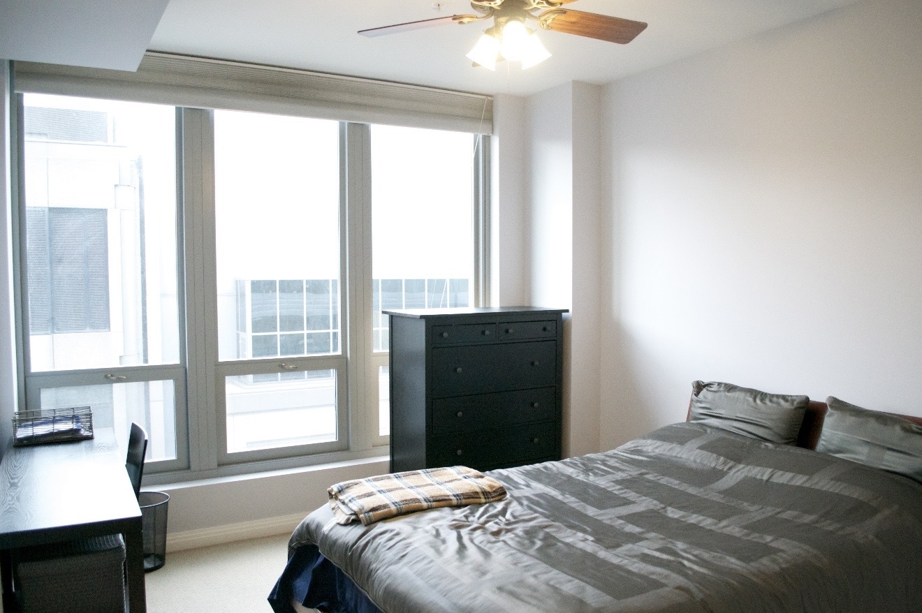 565 W Quincy Street 1201