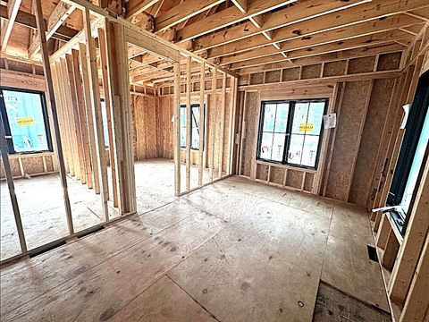 Tiny photo for 911 Glenbard Road, Glen Ellyn, IL 60137 (MLS # 12519588)