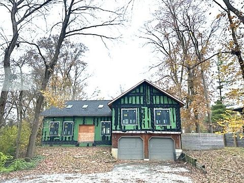 911 Glenbard Road Glen Ellyn IL 60137