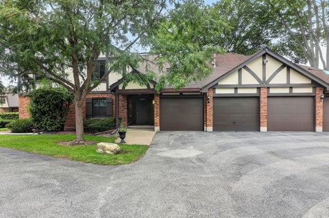 Photo of 8255 Juniper Court #36D, Palos Hills, IL 60465 (MLS # 12769803)