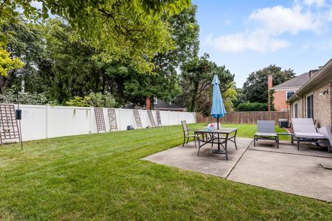 Tiny photo for 3018 Indianwood Road, Wilmette, IL 60091 (MLS # 12550423)