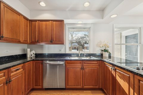 Tiny photo for 3018 Indianwood Road, Wilmette, IL 60091 (MLS # 12550423)
