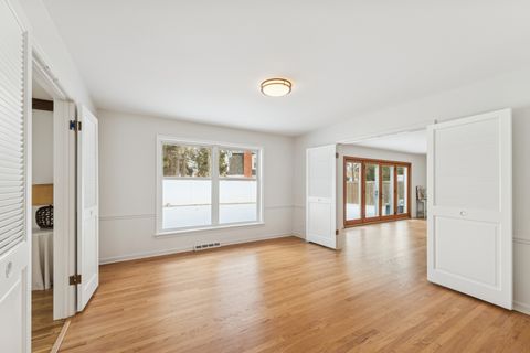 Tiny photo for 3018 Indianwood Road, Wilmette, IL 60091 (MLS # 12550423)