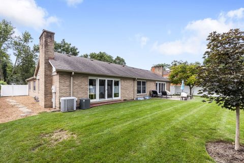 Tiny photo for 3018 Indianwood Road, Wilmette, IL 60091 (MLS # 12550423)