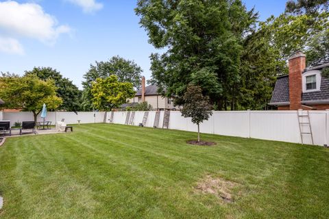 Tiny photo for 3018 Indianwood Road, Wilmette, IL 60091 (MLS # 12550423)