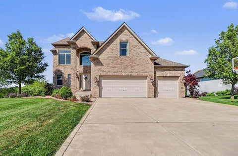 Photo of 8490 Doubletree Drive N, Crown Point, IN 46307 (MLS # 12688366)