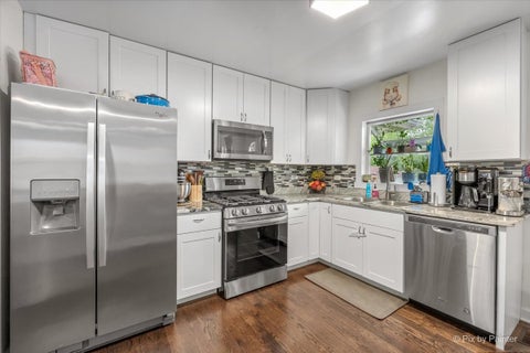 Tiny photo for 813 Krause Avenue, Streamwood, IL 60107 (MLS # 12722082)