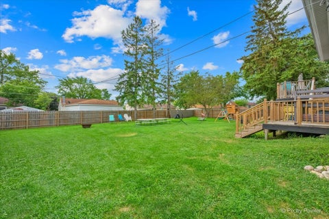 Tiny photo for 813 Krause Avenue, Streamwood, IL 60107 (MLS # 12722082)