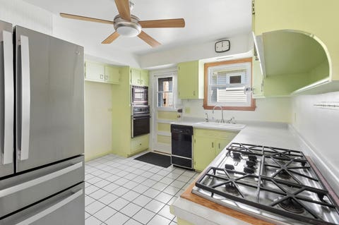 Tiny photo for 324 Asbury Avenue, Evanston, IL 60202 (MLS # 12687290)