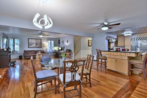 Tiny photo for 446 S Stratford Avenue, Elmhurst, IL 60126 (MLS # 12404377)