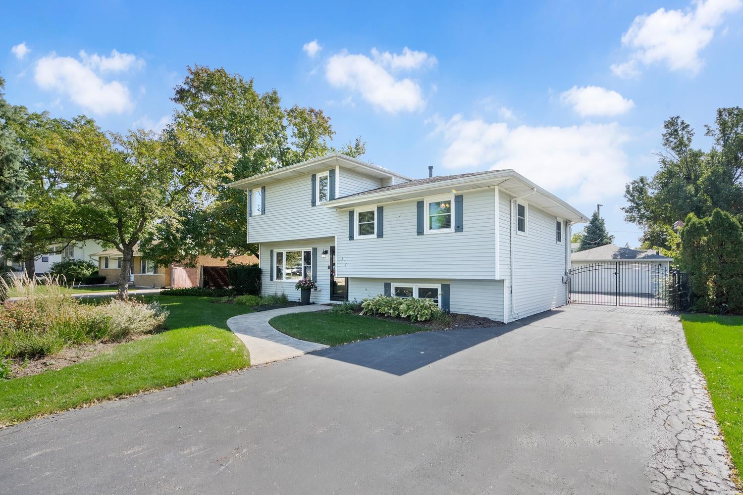 217 Holly Avenue