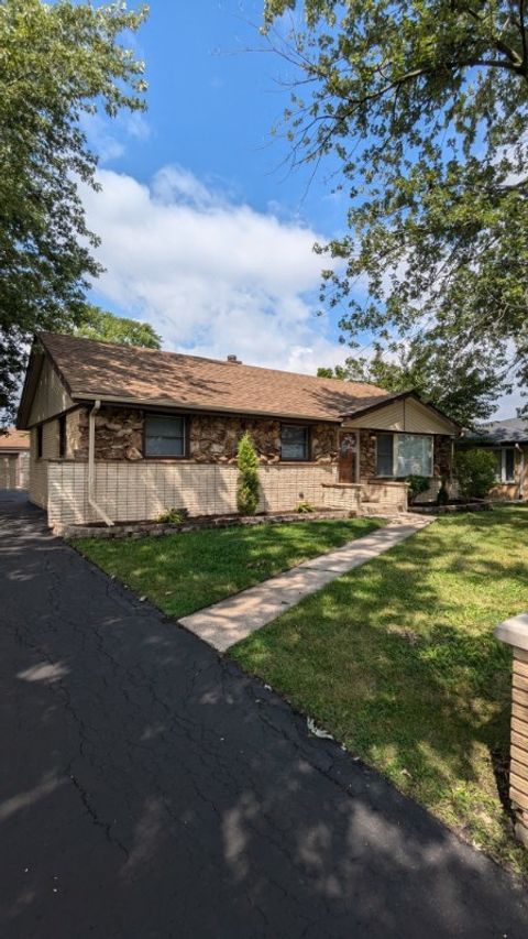 A home in Hickory Hills