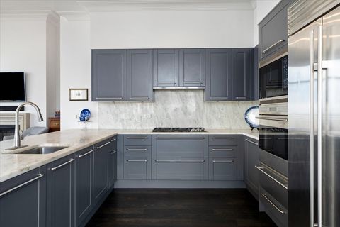 Tiny photo for 2550 N Lakeview Avenue #N1604, Chicago, IL 60614 (MLS # 12602410)