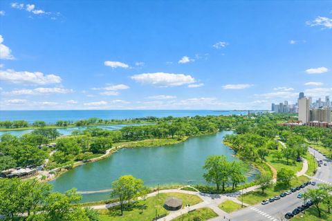 Tiny photo for 2550 N Lakeview Avenue #N1604, Chicago, IL 60614 (MLS # 12602410)