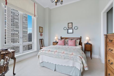 Tiny photo for 2550 N Lakeview Avenue #N1604, Chicago, IL 60614 (MLS # 12602410)