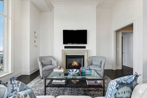 Tiny photo for 2550 N Lakeview Avenue #N1604, Chicago, IL 60614 (MLS # 12602410)