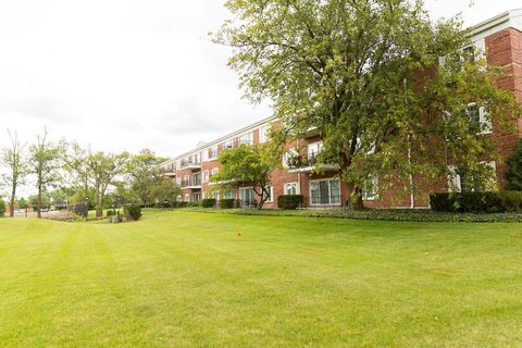 Tiny photo for 3427 VOLLMER Road #209, Flossmoor, IL 60422 (MLS # 12530926)