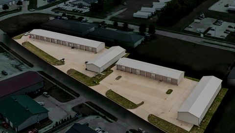 2713, 2715, 2801, 2803 Hundman Drive Champaign IL 61822