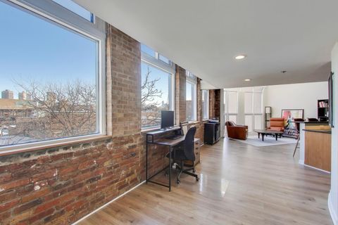 Tiny photo for 1000 W Diversey Parkway #3D, Chicago, IL 60614 (MLS # 12558034)