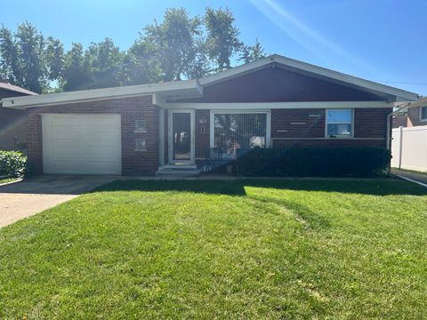 Photo of 2202 Tamarack Drive, Joliet, IL 60432 (MLS # 12482317)