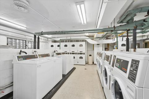 Tiny photo for 850 N DeWitt Place #15K, Chicago, IL 60611 (MLS # 12583909)