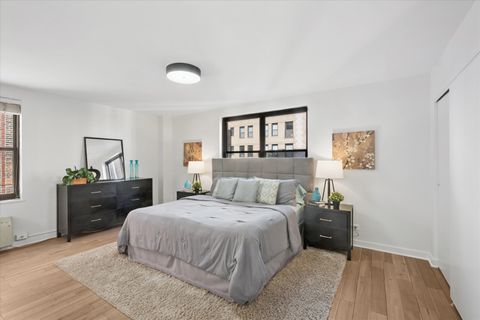 Tiny photo for 850 N DeWitt Place #15K, Chicago, IL 60611 (MLS # 12583909)
