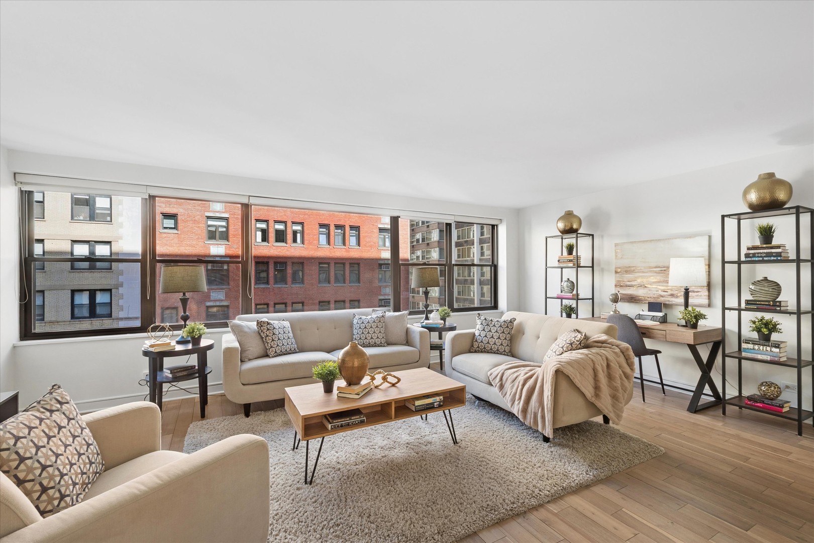 850 N DeWitt Place 15K