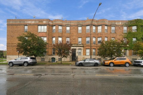 Tiny photo for 231 E 59th Street #1, Chicago, IL 60637 (MLS # 12767563)