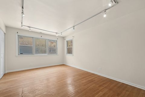 Tiny photo for 1538 W Chase Avenue #1N, Chicago, IL 60626 (MLS # 12588053)