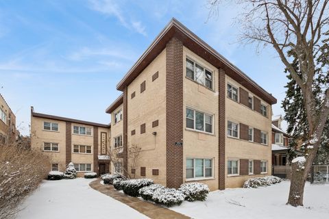 Tiny photo for 1538 W Chase Avenue #1N, Chicago, IL 60626 (MLS # 12588053)
