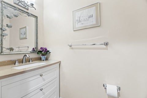 Tiny photo for 1339 E Central Road, Arlington Heights, IL 60005 (MLS # 12755372)