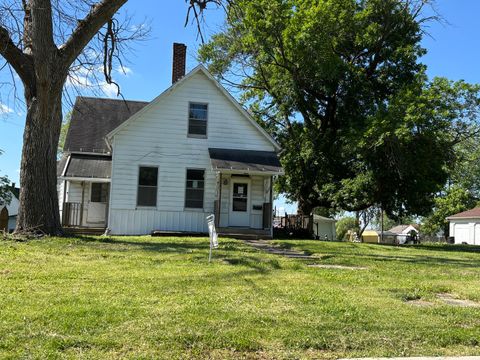 Photo of 524 W Franklin Street, Paxton, IL 60957 (MLS # 12509817)