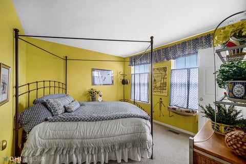 Tiny photo for 88 Stable Way, Lindenhurst, IL 60046 (MLS # 12716067)