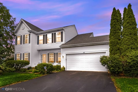 Photo of 88 Stable Way, Lindenhurst, IL 60046 (MLS # 12716067)