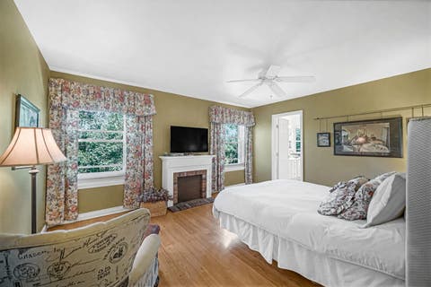 Tiny photo for 88 Stable Way, Lindenhurst, IL 60046 (MLS # 12716067)