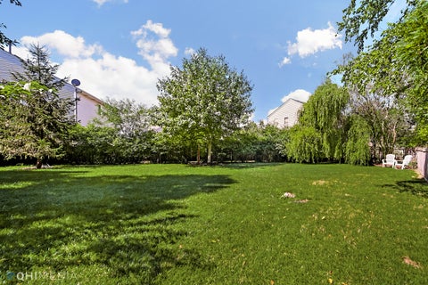 Tiny photo for 88 Stable Way, Lindenhurst, IL 60046 (MLS # 12716067)