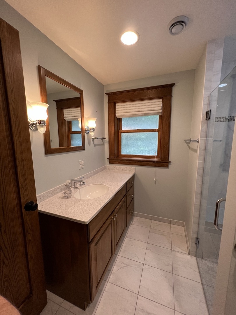 21 7th Avenue 1