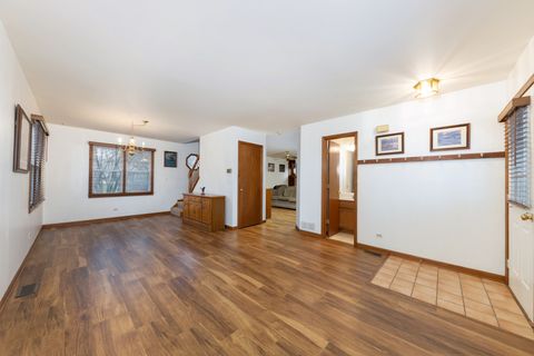 Tiny photo for Bolingbrook, IL 60490 (MLS # 12592940)