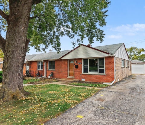 Photo of 8930 S Crawford Avenue, Hometown, IL 60456 (MLS # 12784374)