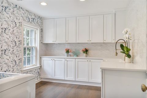 Tiny photo for 62 Woodley Road, Winnetka, IL 60093 (MLS # 12493480)