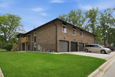 Tiny photo for 19409 Oakwood Avenue #19409, Country Club Hills, IL 60478 (MLS # 12677677)