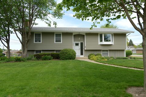 1701 Radnor Court Geneva IL 60134