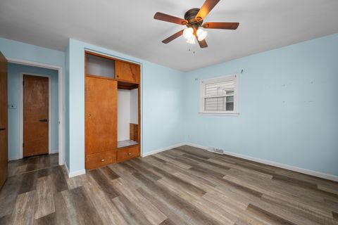 Tiny photo for 1611 E High Street, Davenport, IA 52803 (MLS # 12584131)