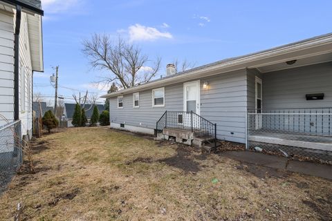 Tiny photo for 1611 E High Street, Davenport, IA 52803 (MLS # 12584131)