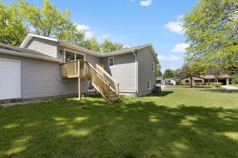Tiny photo for 5008 Valentine Place, Rockford, IL 61108 (MLS # 12792953)