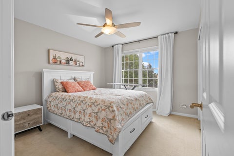 Tiny photo for 15 Glacier Circle, South Barrington, IL 60010 (MLS # 12730725)