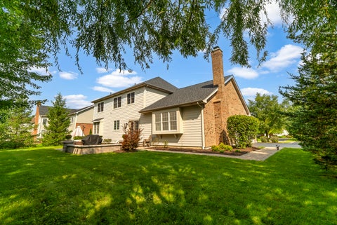 Tiny photo for 15 Glacier Circle, South Barrington, IL 60010 (MLS # 12730725)