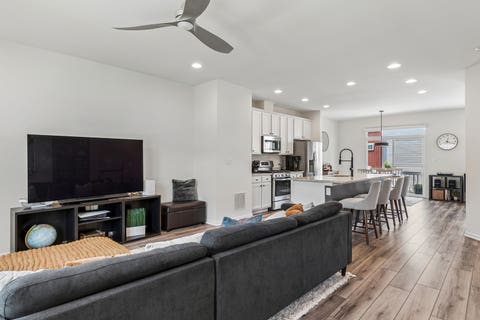 Tiny photo for 4150 Irving Road, Aurora, IL 60504 (MLS # 12672661)