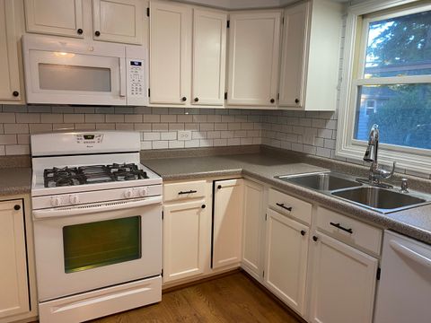 Tiny photo for 10 Briar Lane, Geneva, IL 60134 (MLS # 12517135)