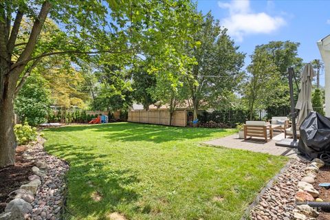 Tiny photo for 347 S Brewster Avenue, Lombard, IL 60148 (MLS # 12454847)
